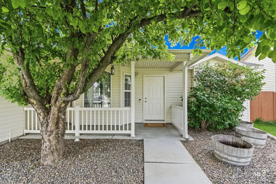16106 N Glacier Peak Dr, Nampa, ID 83651 - #2
