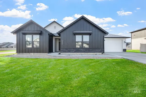 8284 E Presley Ct, Nampa, ID 83687