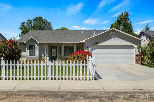 2606 E Spicewood Ave, Nampa, ID 83687