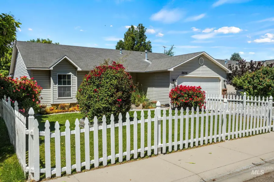 2606 E Spicewood Ave, Nampa, ID 83687 - #2
