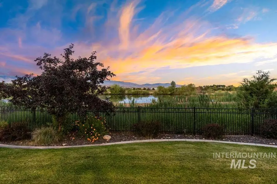 2890 S Brookwater Ln, Eagle, ID 83616 - #3