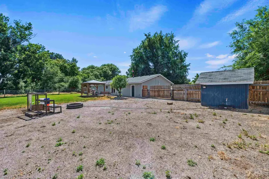 1122 E Iowa, Nampa, ID 83686 - #3