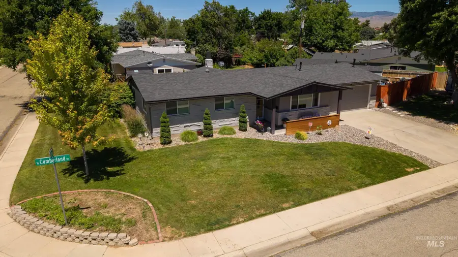 1205 N Cumberland Dr, Boise, ID 83704 - #2