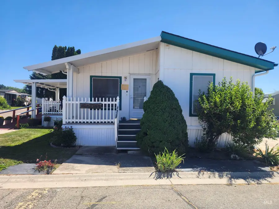 1715 W Flamingo Sp 22 #22, Nampa, ID 83651 - #2