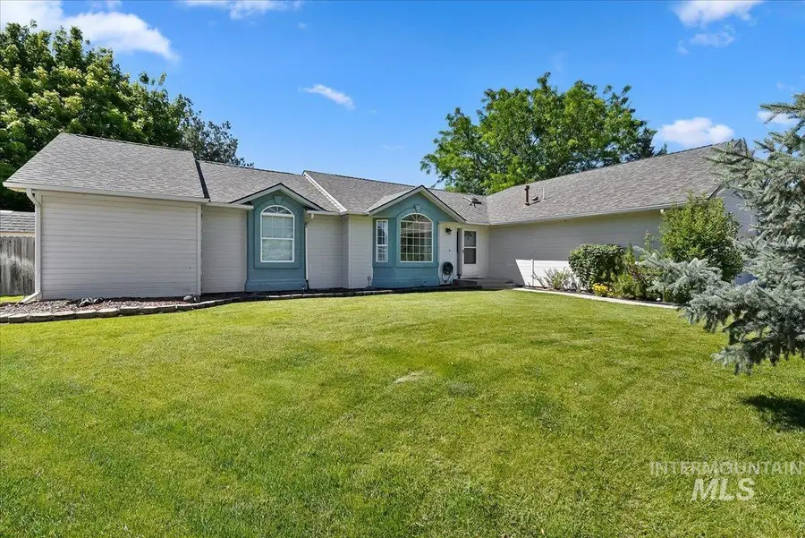 1205 Walnut Creek Ct, Nampa, ID 83686 - #3