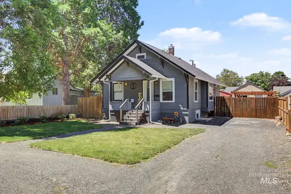 832 11th Street, Clarkston, WA 99403