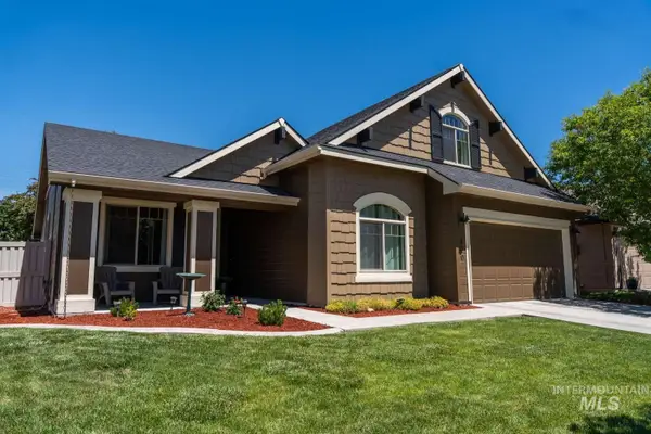 800 Harvest Way, Middleton, ID 83644