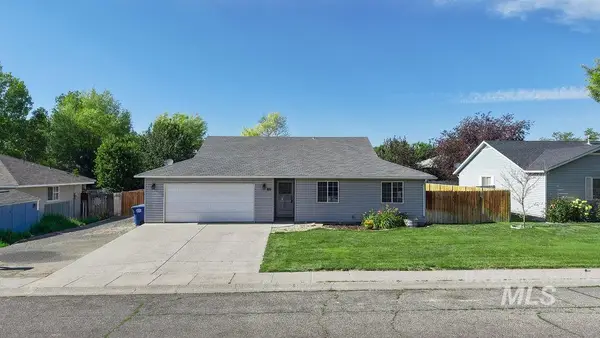 908 2nd Ave E, Jerome, ID 83338