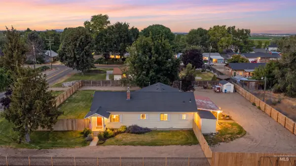 806 W Logan St, Caldwell, ID 83605