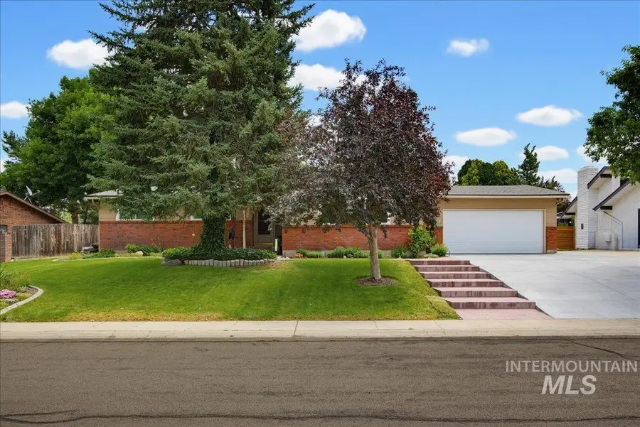 5300 N Warrington Dr., Boise, ID 83704 - #2