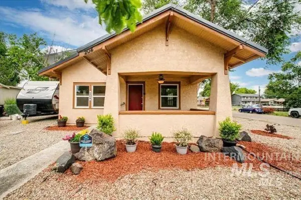 204 N Sugar St, Nampa, ID 83687