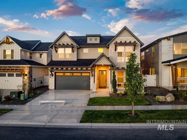 13926 N Ermine Ave, Boise, ID 83714