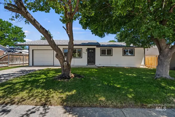 1640 N 14th East, Mountain Home, ID 83647