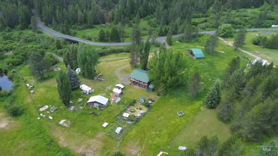 1401 Forks Rd, Deary, ID 83823 - #3