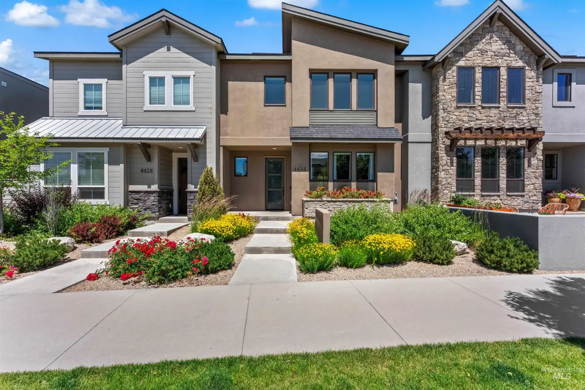 4434 E Parkcenter Blvd, Boise, ID 83716 - #1