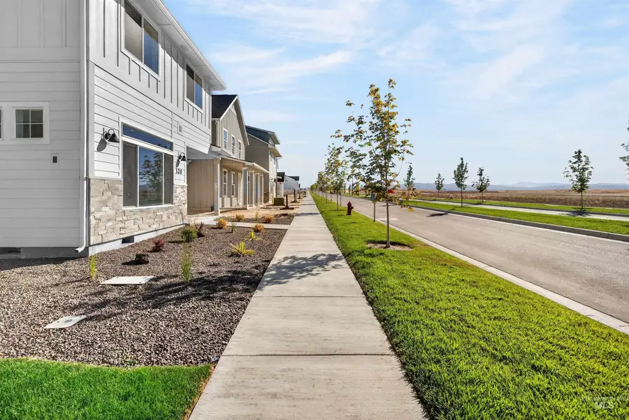 320 E Mayfield Springs Blvd, Boise, ID 83716 - #2