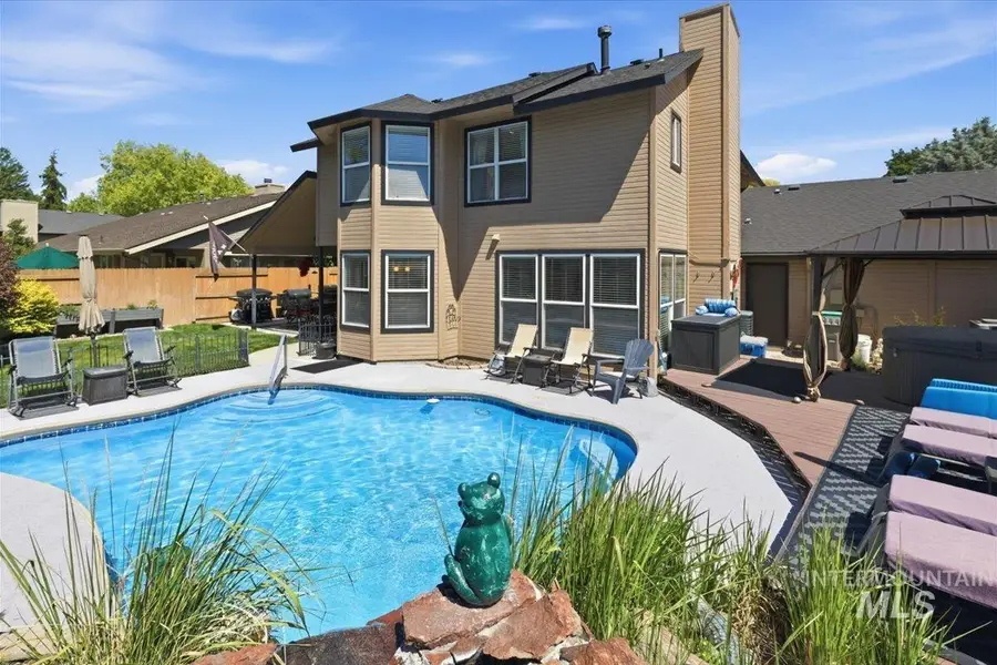 9881 W Alliance Drive, Boise, ID 83704 - #2