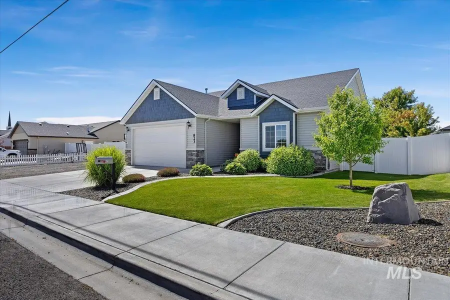 823 Craven Ave, Buhl, ID 83316 - #2