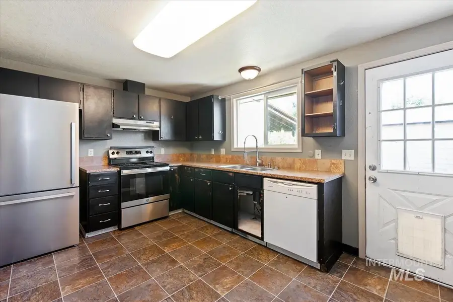 6498 W Denton St, Boise, ID 83704 - #2
