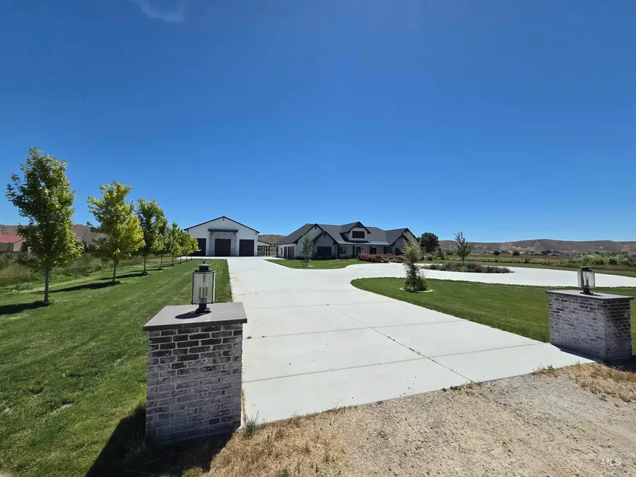3115 4 Bits Ln, Emmett, ID 83617 - #2