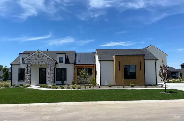 518 Century Ave, Middleton, ID 83644