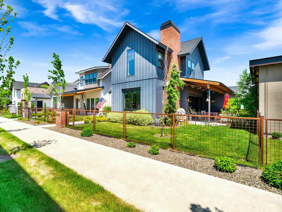 2490 W Rustic Forge St, Eagle, ID 83616 - #3