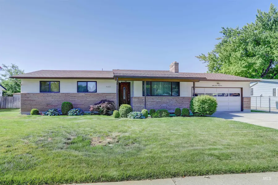 8321 W Westchester Ave, Boise, ID 83704 - #2