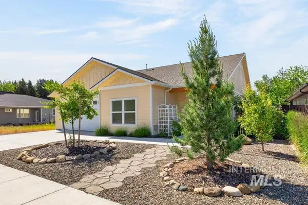 2033 Westview Dr., Moscow, ID 83843