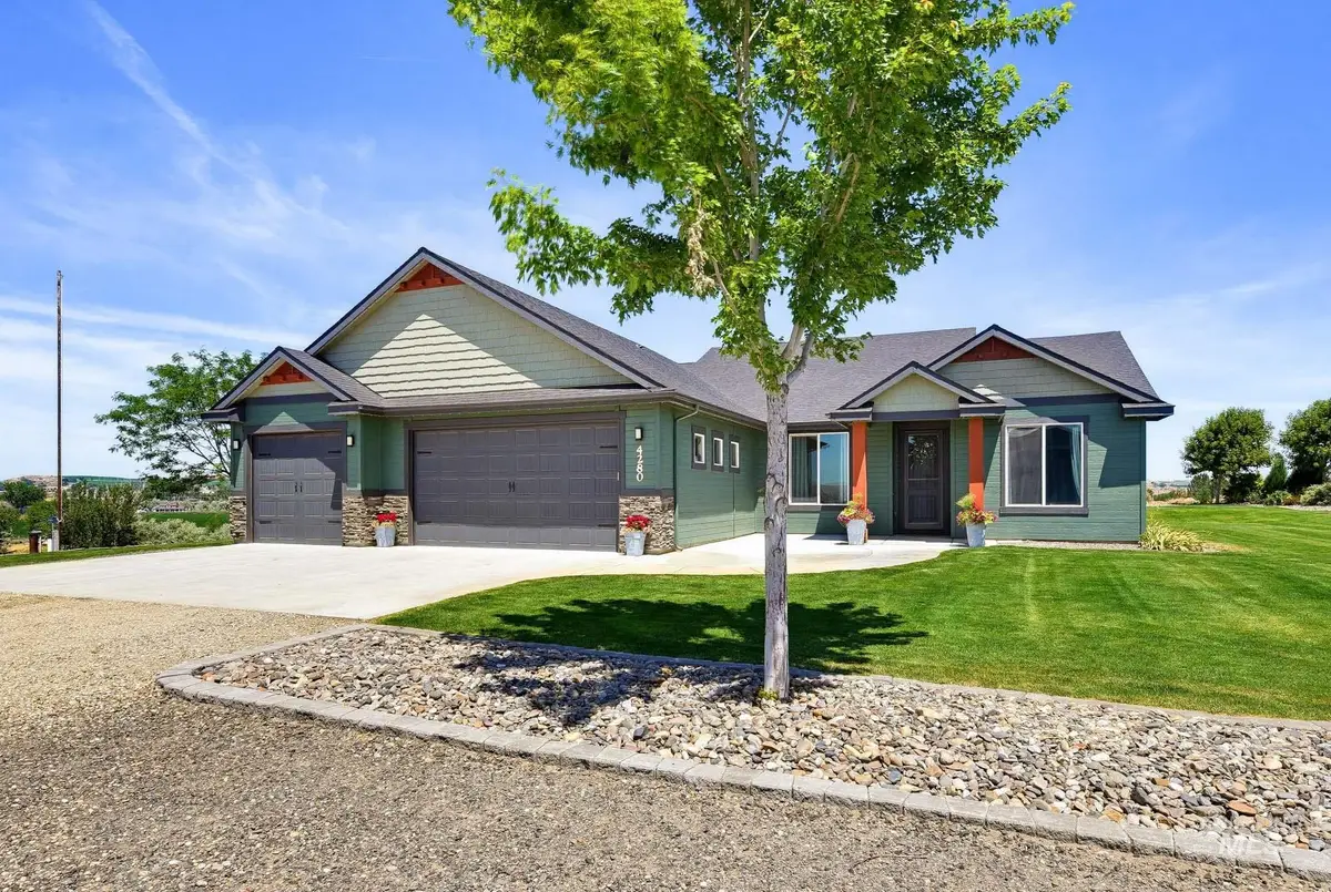 4280 Hogg Rd, Homedale, ID 83628 - #1