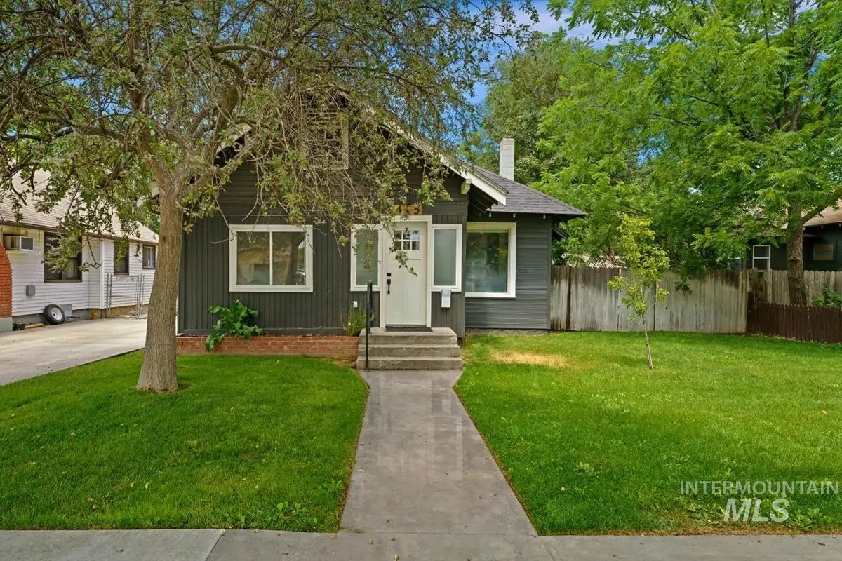415 6th Ave S, Nampa, ID 83651 - #1