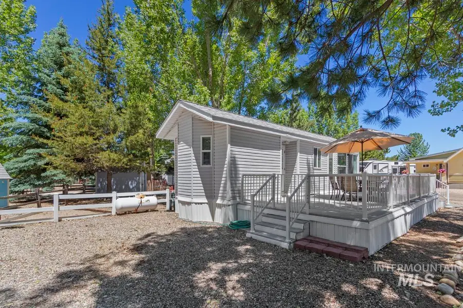 14 P Street, Cascade, ID 83611 - #2