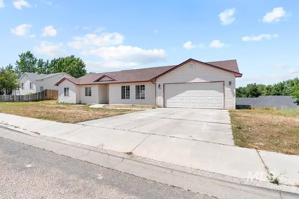 880 S Iowa Ave, Payette, ID 83661