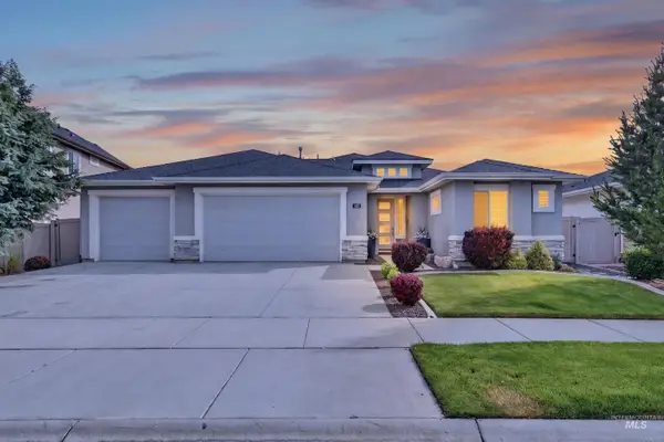 482 E Sicily Dr, Meridian, ID 83642