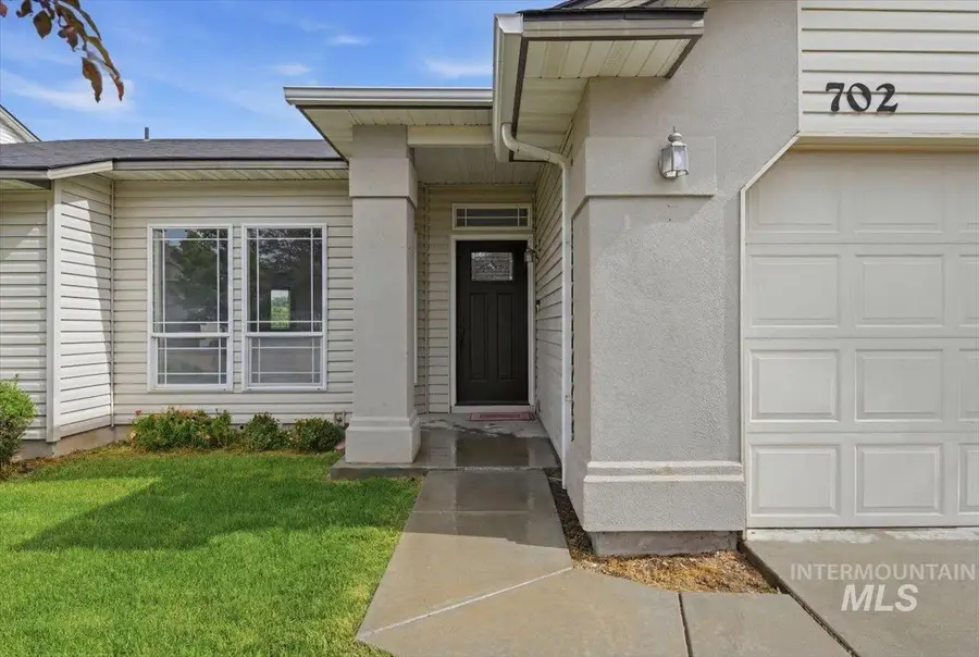 702 W Crimson Loop, Nampa, ID 83686 - #2
