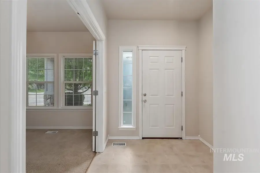 2080 W Sage Springs Ct, Meridian, ID 83642 - #3
