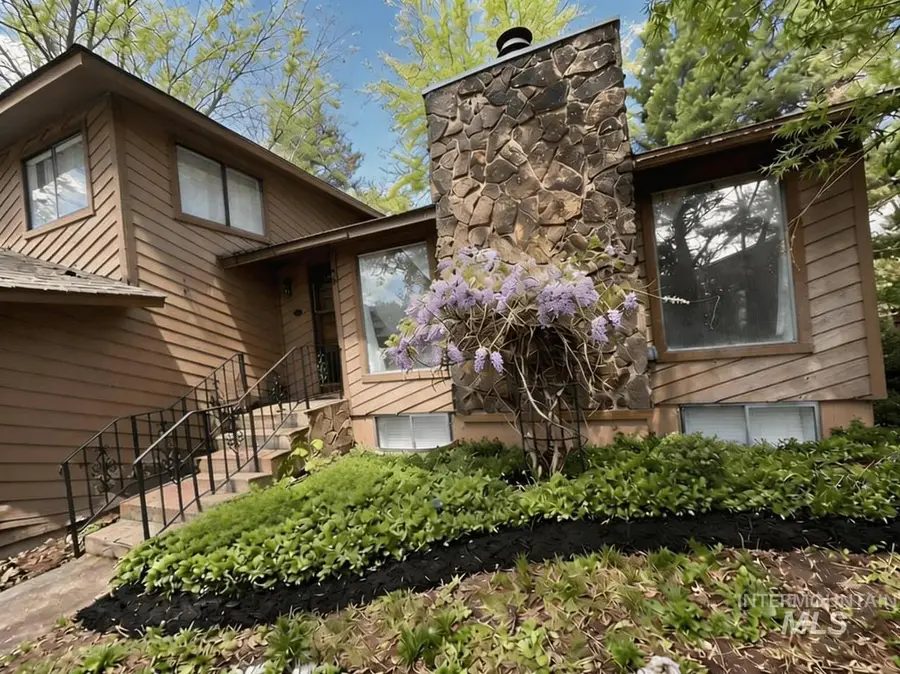 5541 N Samson Ave, Boise, ID 83704 - #2