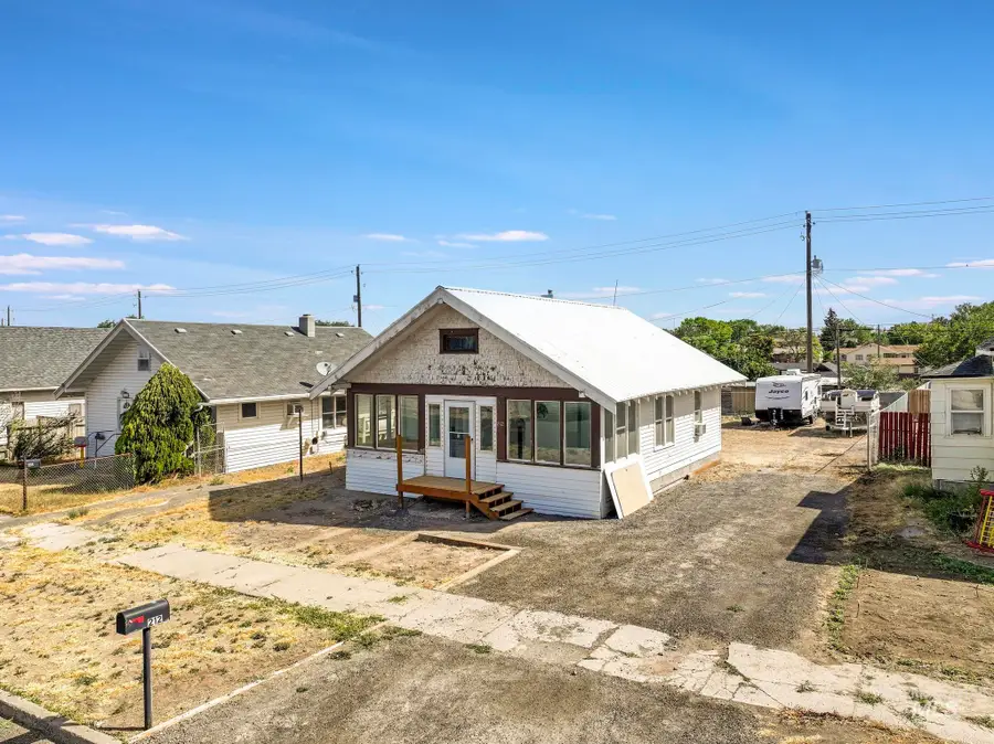 212 8th Ave S, Buhl, ID 83316 - #3