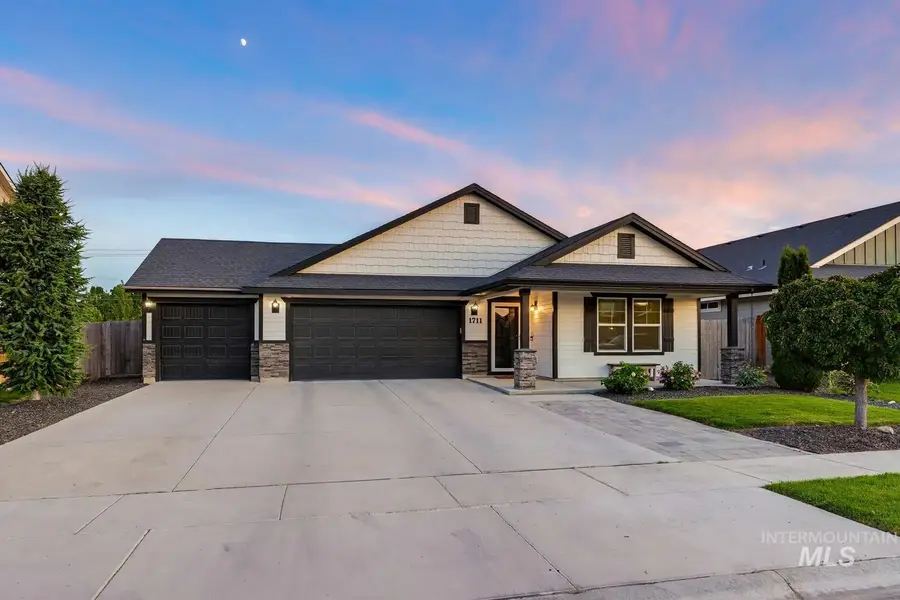 1711 W Lava Ave, Nampa, ID 83651 - #2