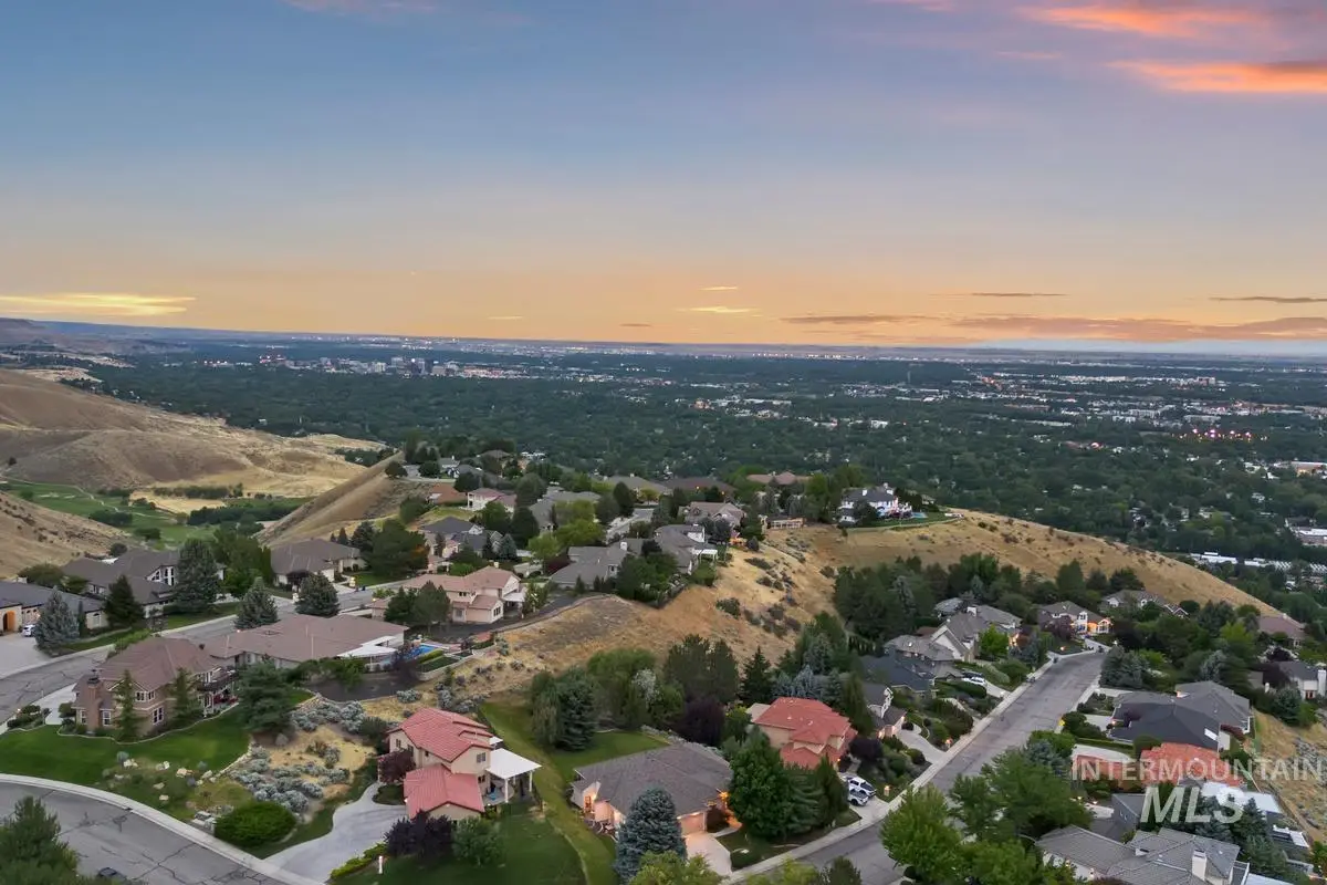 3949 W Quail Ridge, Boise, ID 83703 - #1