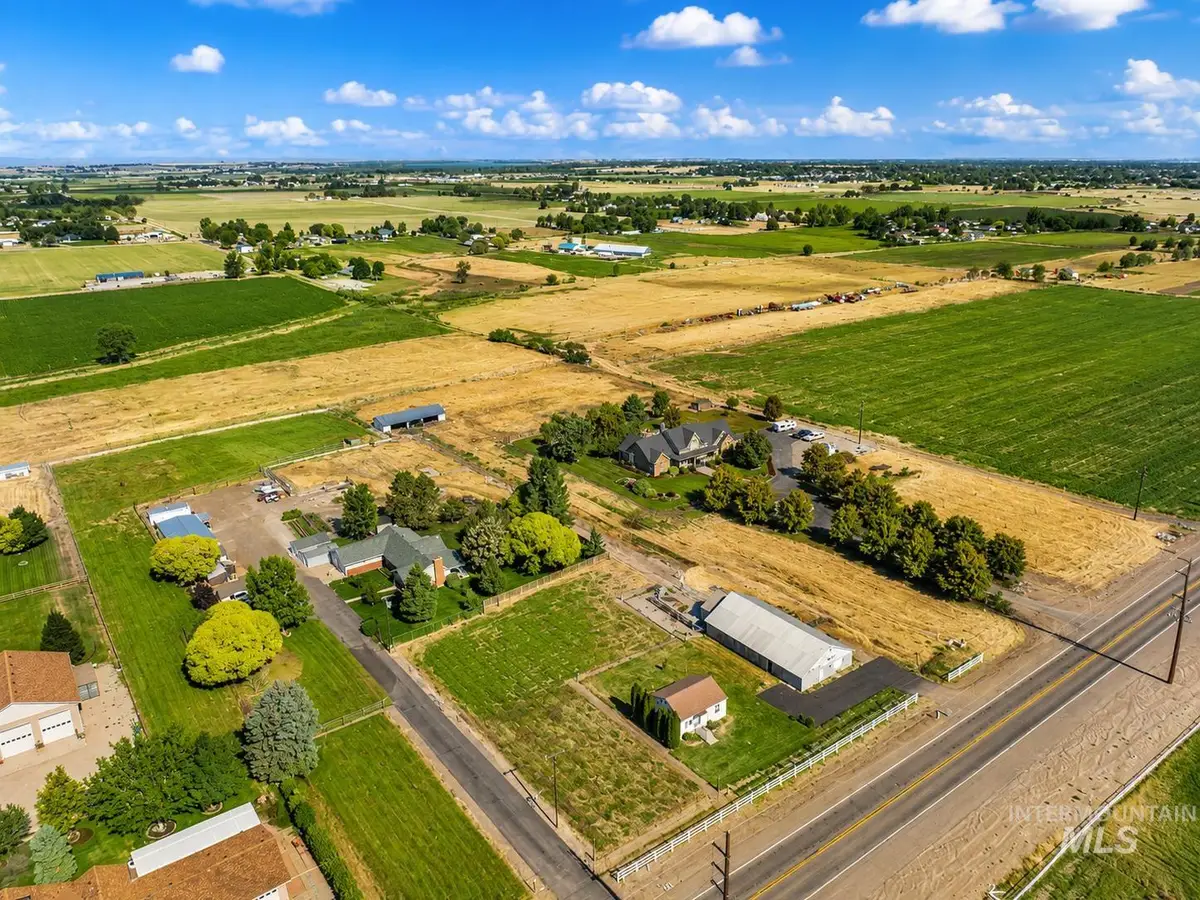 8427 Southside Blvd, Nampa, ID 83686 - #1