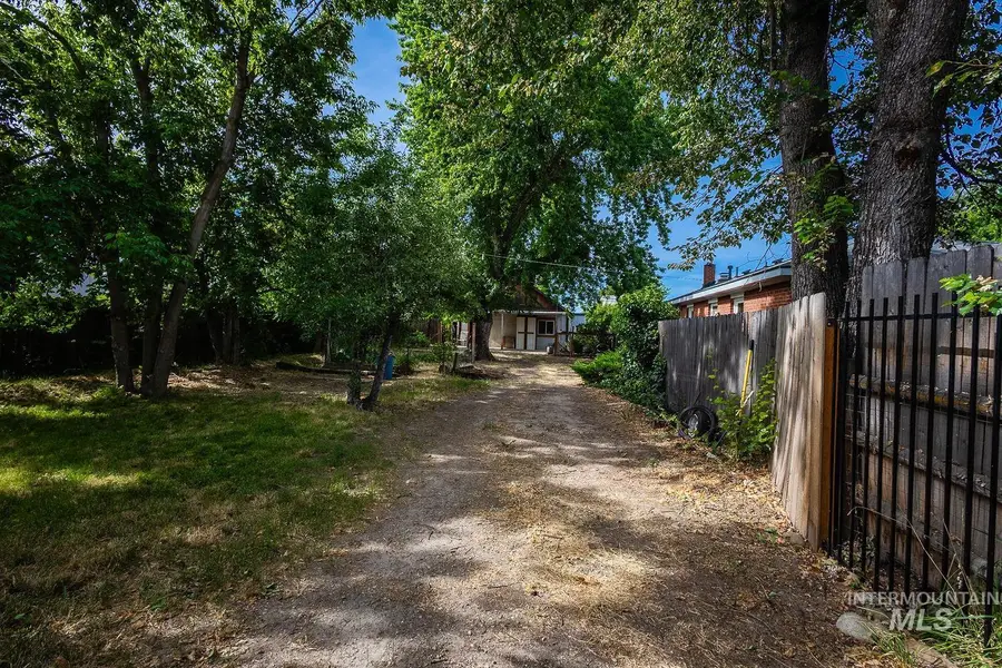 1021 W Chamberlin St, Boise, ID 83706 - #2