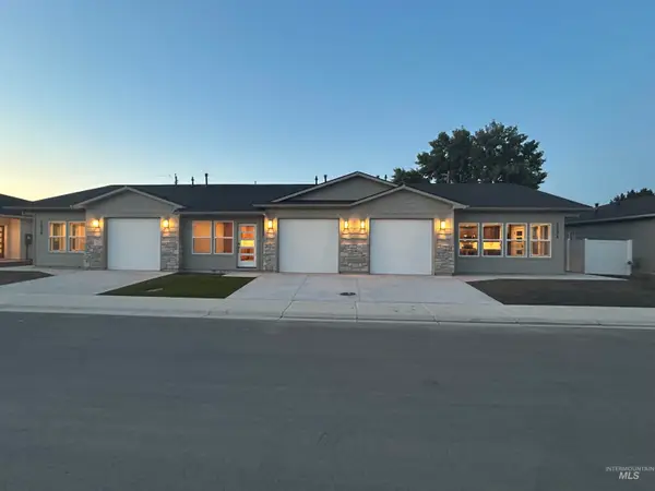 1231 Phillips Circle, Ontario, OR 97914