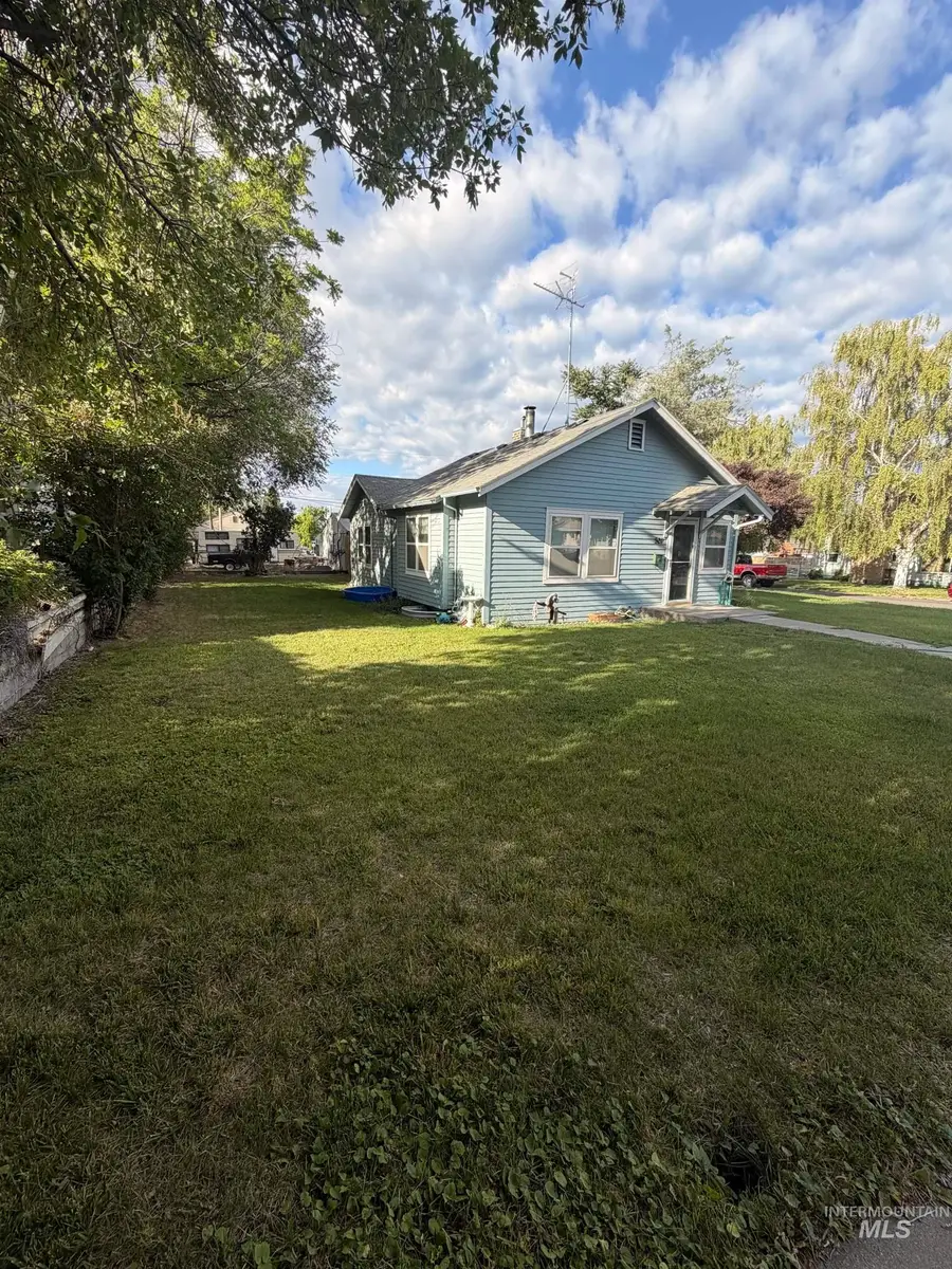 501 E Ave B, Jerome, ID 83338 - #2
