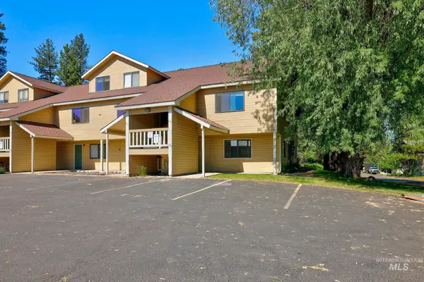 300 Washington Street #107, McCall, ID 83638