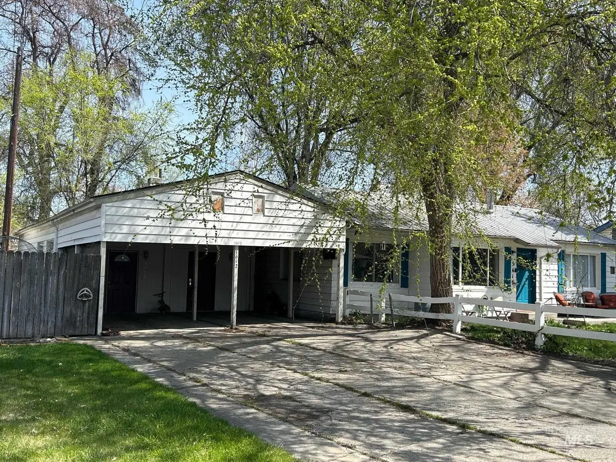 3610 W Moore St, Boise, ID 83703 - #1