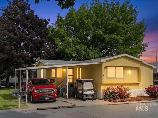 5725 Confederate Ln, Boise, ID 83614