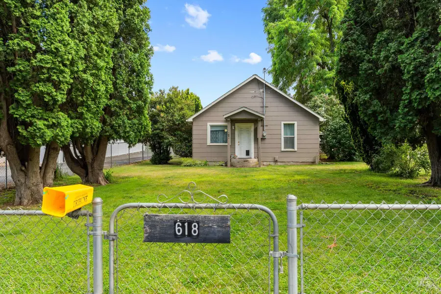 618 Preston Ave, Lewiston, ID 83501 - #2