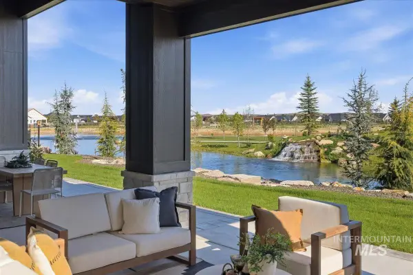 4930 W Braveheart, Eagle, ID 83616