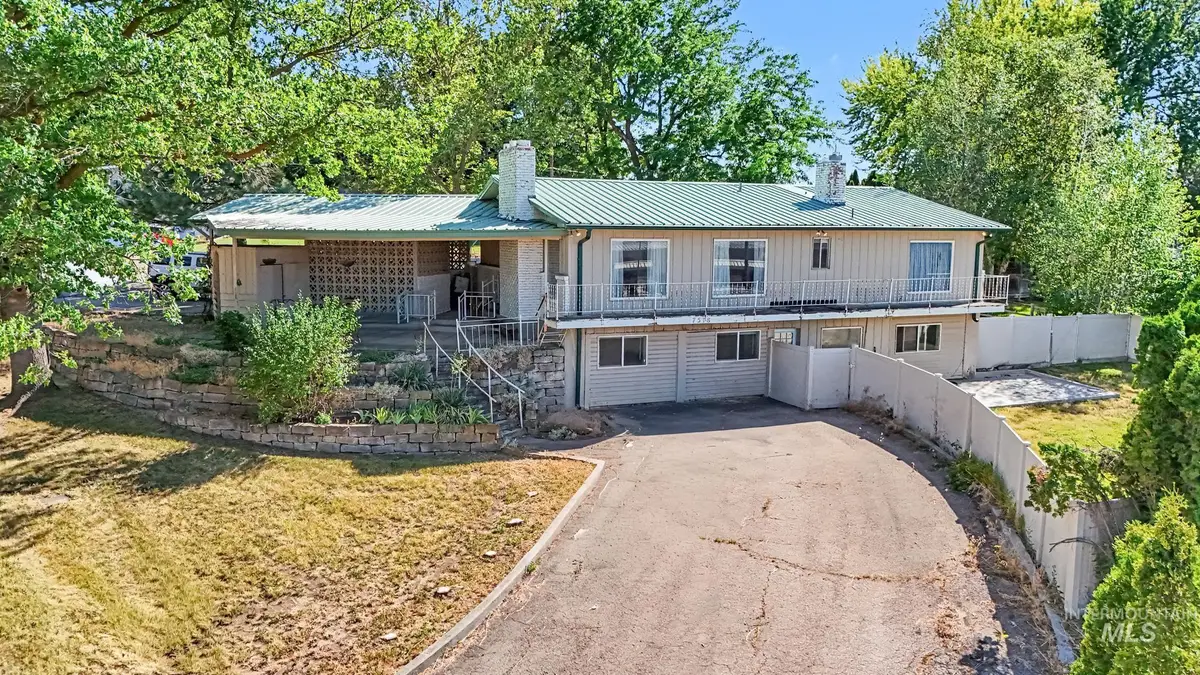 7518 W Sorenson Dr, Boise, ID 83709 - #1