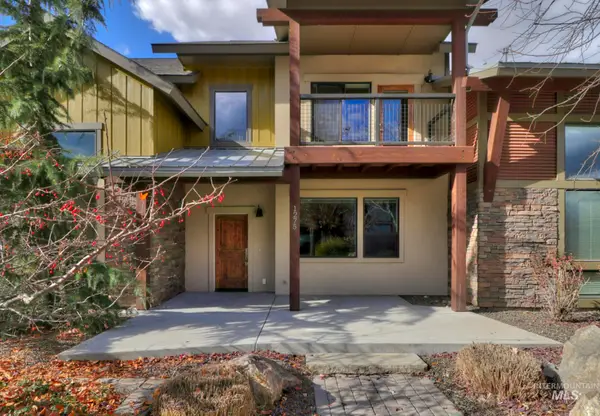 1275 E Lone Creek Dr, Eagle, ID 83616